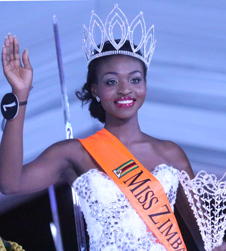 Breaking-- Miss Zimbabwe 2015 Has Been Dethroned Over Nu 