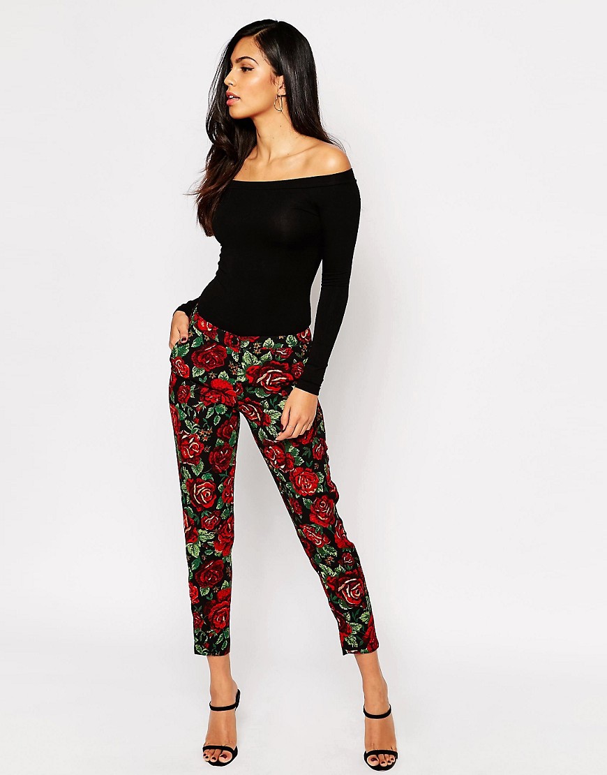 Hello Spring! Stylish Ways to Wear Floral Pants, One of the Biggest ...