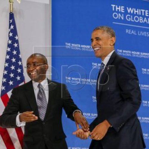 Strive Masiyiwa Meets With Obama At The White House