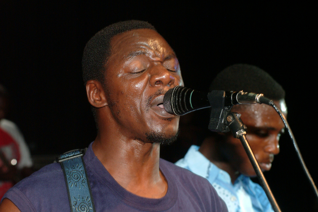 Top 5 Reasons Why Macheso Gets Emotional On Stage
