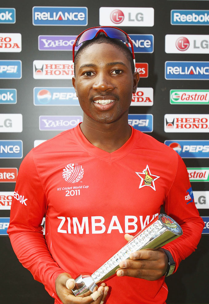 NAGPUR, INDIA - FEBRUARY 28: Tatenda Taibu of Zimbabwe cpictured with his 'Man of the Match' award the 2011 ICC World Cup Group A game between Canada and Zimbabwe at Vidarbha Cricket Association Ground on February 28, 2011 in Nagpur, India. (Photo by Matthew Lewis/Getty Images)