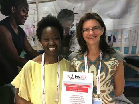 Zimbabwean Nurse Wins Prize For Groundbreaking HIV/TB Research